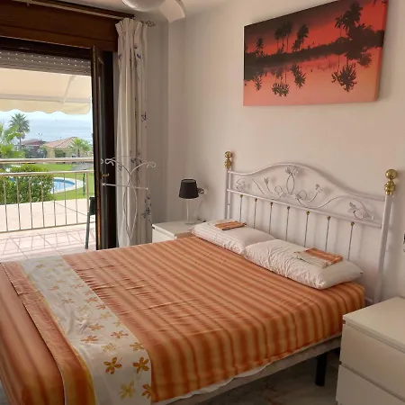 Holiday home Magnifico Primera Linea De Playa Manilva