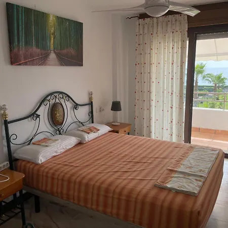 Magnifico Primera Linea De Playa Manilva Holiday home