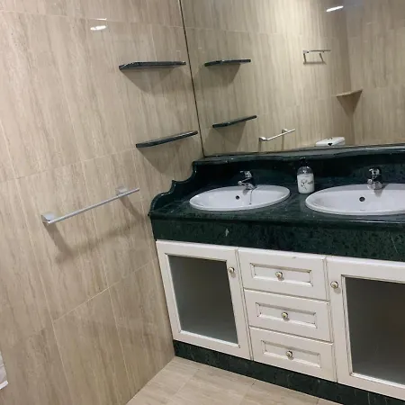 Holiday home Magnifico Primera Linea De Playa Manilva