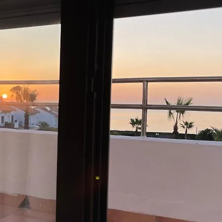 Magnifico Primera Linea De Playa Manilva Holiday home