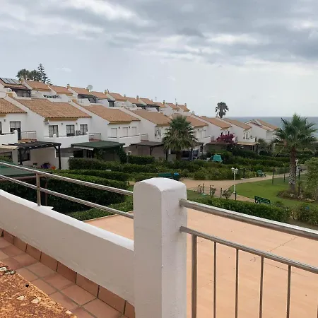 Magnifico Primera Linea De Playa Manilva Holiday home *